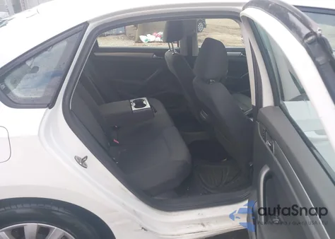 2013 Volkswagen Passat 2.5L S from USA, damaged, VIN 1VWAP7A31DC116519